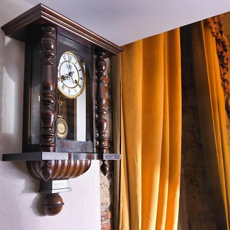 Carlito'S House- Un'Intera Casa Al Centro Storico Daire Napoli Dış mekan fotoğraf