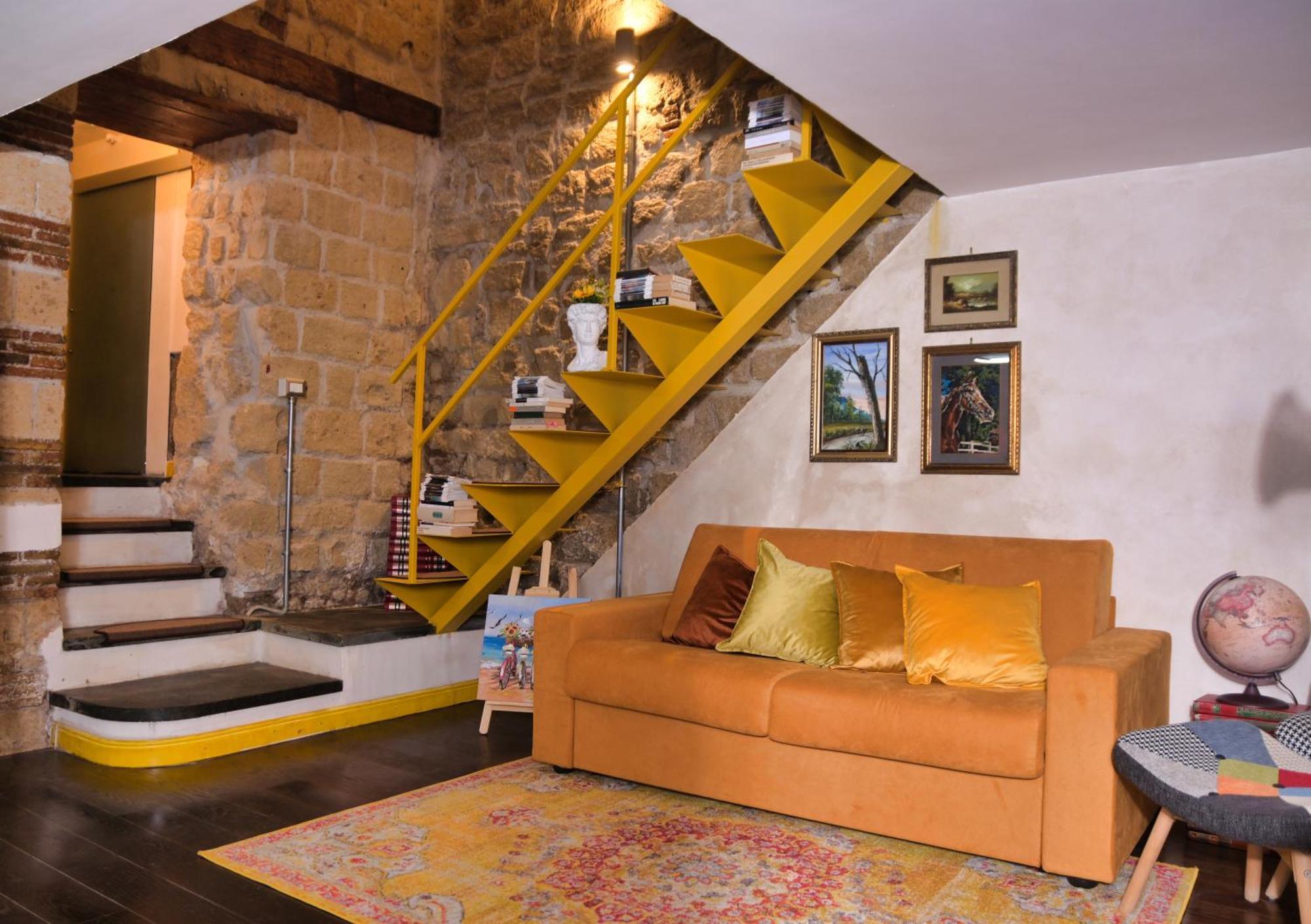 Carlito'S House- Un'Intera Casa Al Centro Storico Daire Napoli Dış mekan fotoğraf