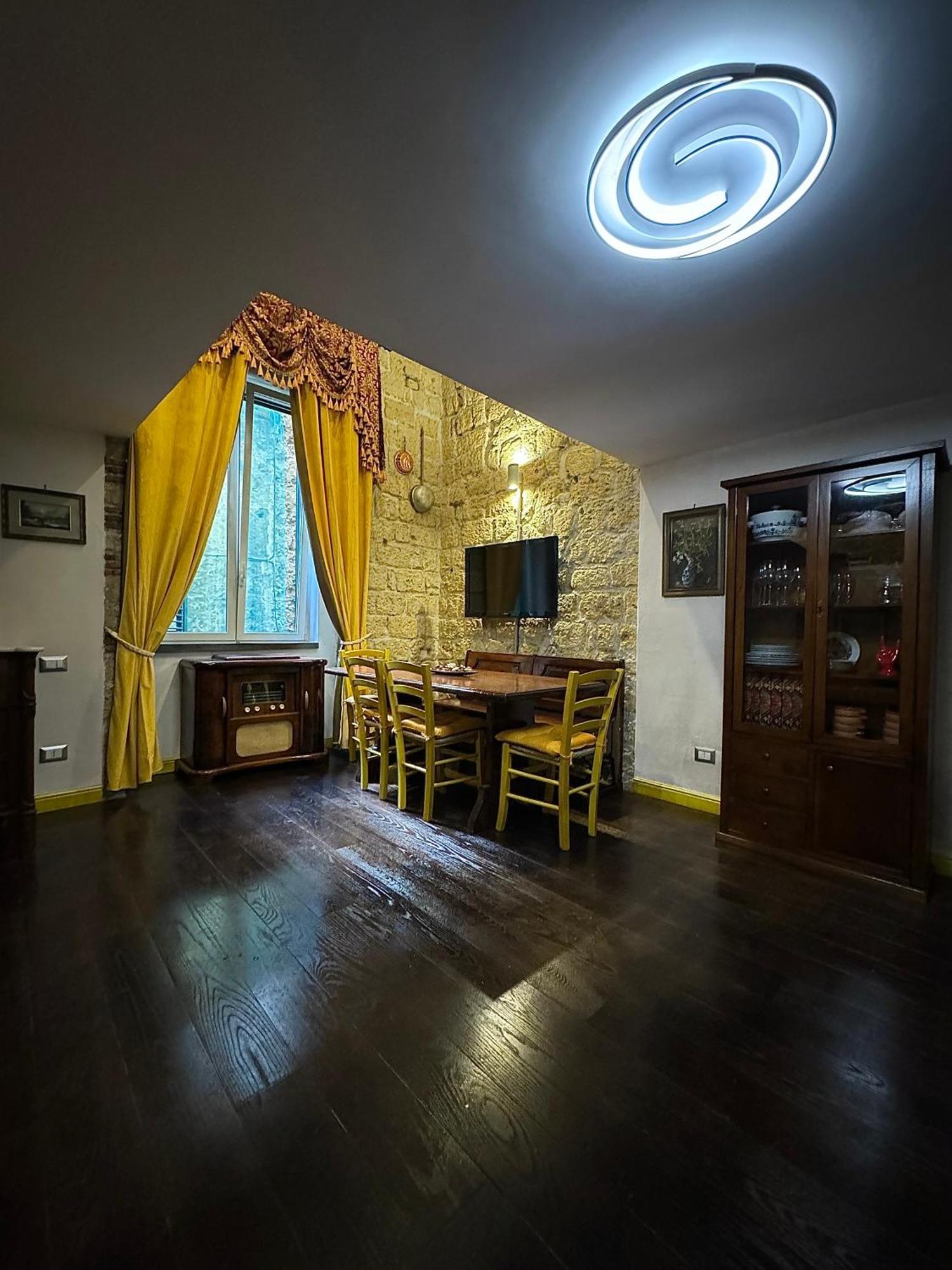 Carlito'S House- Un'Intera Casa Al Centro Storico Daire Napoli Dış mekan fotoğraf